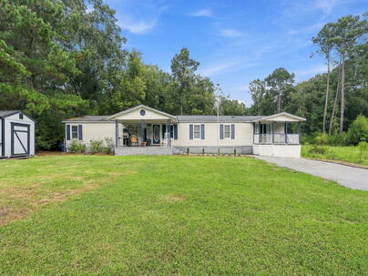 Photo 1 of 25 : 6156 Brown Way