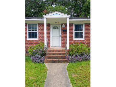Photo 1 of 2 : 3855 Hottinger Avenue
