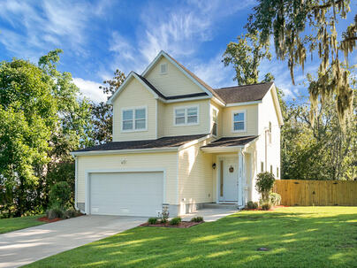 Photo 1 of 25 : 1255 Redeemer Drive