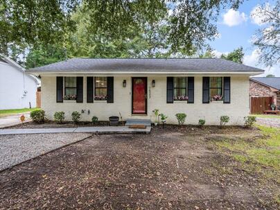 Photo 1 of 21 : 1533 Orangeburg Road