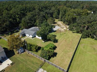 Photo 1 of 25 : 3816 Belvedere Road