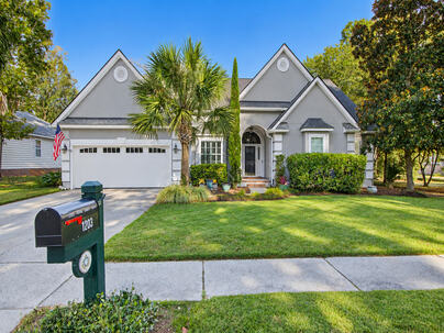 Photo 1 of 25 : 1203 Royal Links Drive