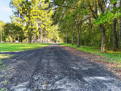 Photo 1 of 25 : 159 Crest Lane