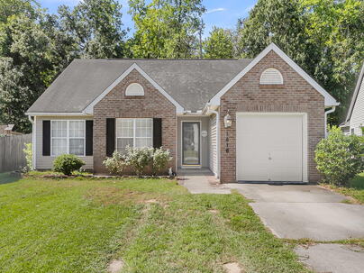 Photo 1 of 25 : 1416 Pinethicket Drive