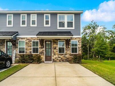 Photo 1 of 25 : 7767 Park Gate Drive