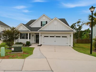 Photo 1 of 25 : 108 Barbour Court