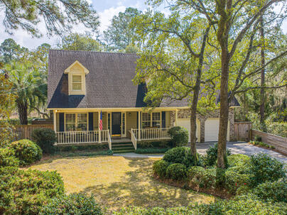 Photo 1 of 25 : 1527 Saint Helenas Point