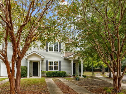 Photo 1 of 25 : 4116 Veritas Street