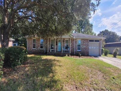 Photo 1 of 21 : 1251 Greenfield Place