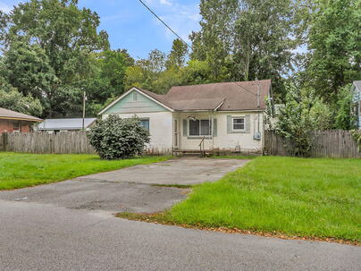 Photo 1 of 25 : 5131 Butler Street