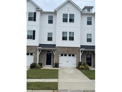 Photo 1 of 25 : 9412 Sun Fountain Drive