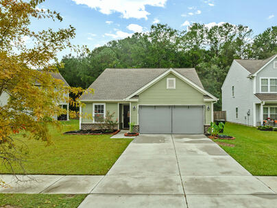 Photo 1 of 20 : 108 Rockingham Way