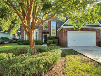 Photo 1 of 25 : 1465 Clarendon Way