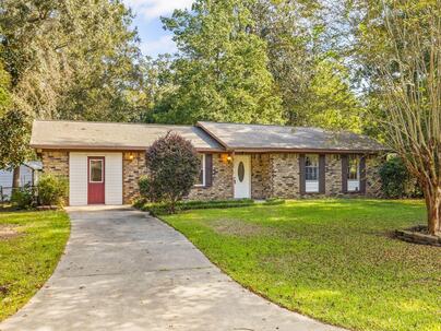 Photo 1 of 25 : 107 Bristow Drive