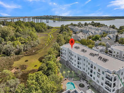 Photo 1 of 25 : 200 River Landing Drive, #Unit F 308