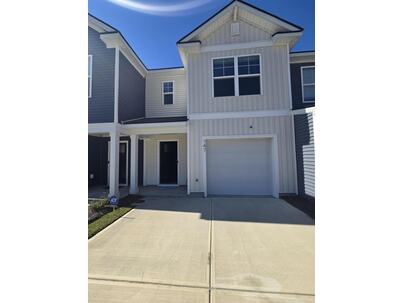 Photo 1 of 25 : 147 Haventree Court
