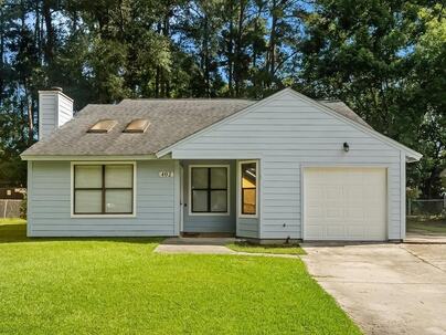 Photo 1 of 25 : 402 Elliott Drive