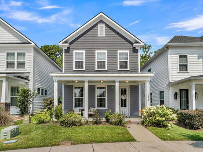 Photo 1 of 25 : 2833 Sugarberry Lane