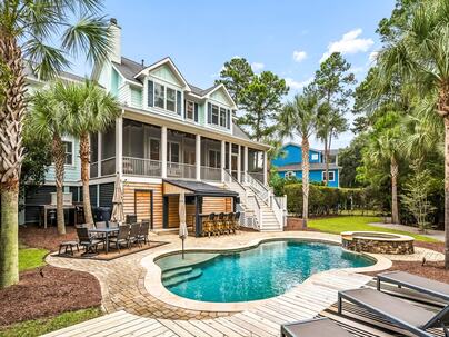 Photo 1 of 25 : 3012 Intracoastal View Drive