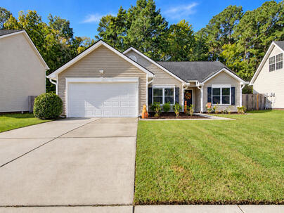 Photo 1 of 25 : 592 Hainsworth Drive