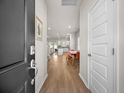 Photo 1 of 25 : 4023 Associate Drive