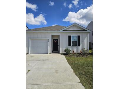Photo 1 of 1 : 824 Lilyford Lane