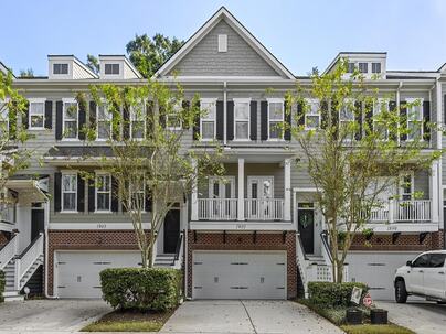 Photo 1 of 25 : 1901 Carolina Towne Court