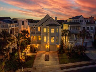 Photo 1 of 25 : 11 Ocean Point Drive
