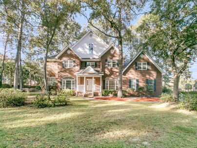 Photo 1 of 25 : 4201 Meadowbrook Court