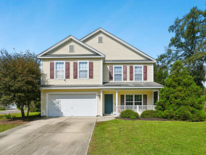 Photo 1 of 25 : 1048 Moss Grove Drive