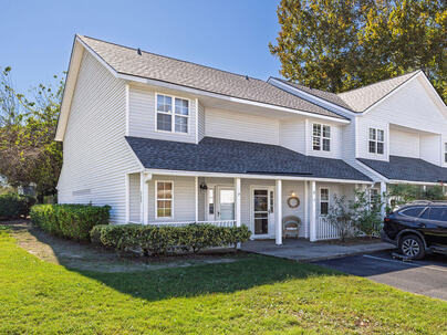 Photo 1 of 25 : 262 Stefan Drive, #10-E