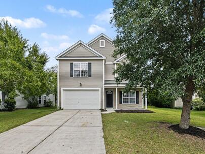 Photo 1 of 25 : 1005 Briar Rose Lane
