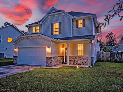 Photo 1 of 25 : 163 Education Boulevard