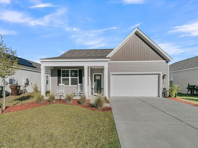 Photo 1 of 25 : 292 Blue Haw Drive