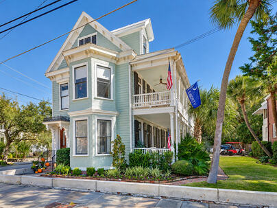 Photo 1 of 25 : 58 Rutledge Avenue, #Apt C