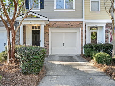 Photo 1 of 25 : 208 Fair Sailing Road, #Unit 28