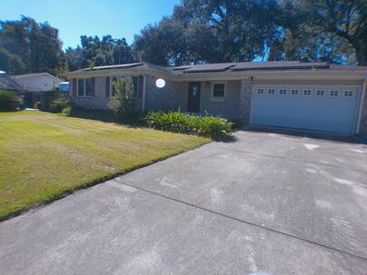 Photo 1 of 13 : 1006 Harrison Road