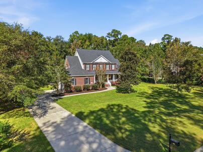 Photo 1 of 25 : 218 Scalybark Road