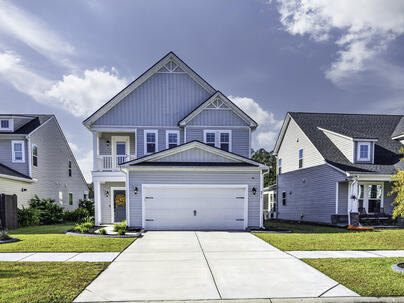 Photo 1 of 25 : 271 Bering Lane