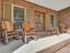 Photo 4 of 25 : 732 Lindhaven Drive