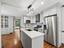 Photo 8 of 25 : 102 Beaufain Street, #B