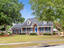 Photo 2 of 25 : 1100 Francis Marion Circle