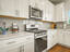 Photo 14 of 25 : 418 Carrara Drive