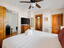 Photo 10 of 19 : 162 Spring Street, #A