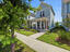 Photo 3 of 25 : 589 Blueway Avenue