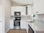 Photo 13 of 23 : 5230 Scarsdale Avenue, #B