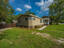 Photo 5 of 25 : 215 Hines Drive