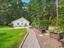 Photo 8 of 25 : 102 Caveson Drive