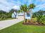 Photo 3 of 25 : 8031 Cheverie Court