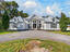 Photo 3 of 25 : 208 Ambassador Avenue